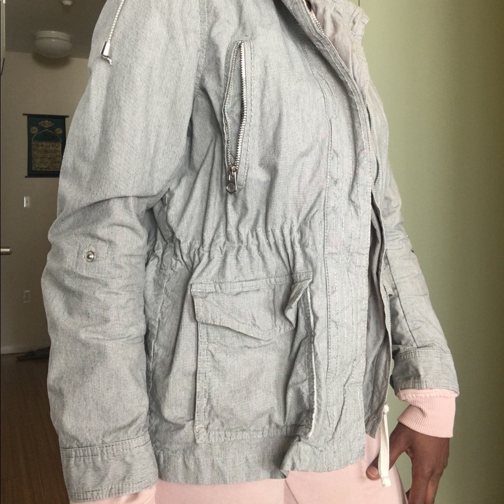 Jacket - Picture 2 of 3